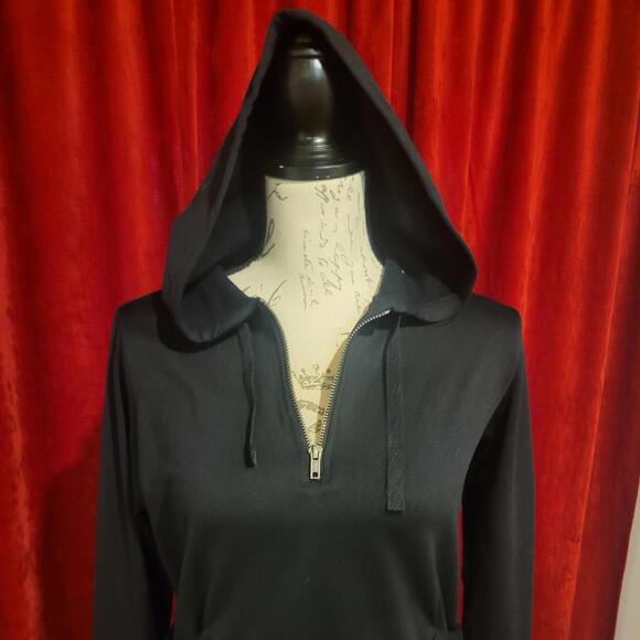 BUNDLE SALE!  FABLETICS Black Women's  Zip Up Hoodie Top XS - Picture 2 of 11